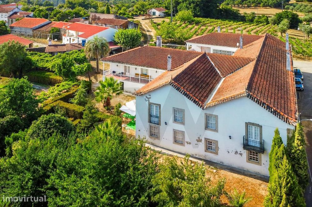 Quinta do século XVIII, com 19 hectares, em Espariz - Coimbra