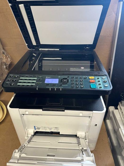 Kyocera ECOSYS M5521cdw kolor laser WiFi duplex skaner niski przebieg