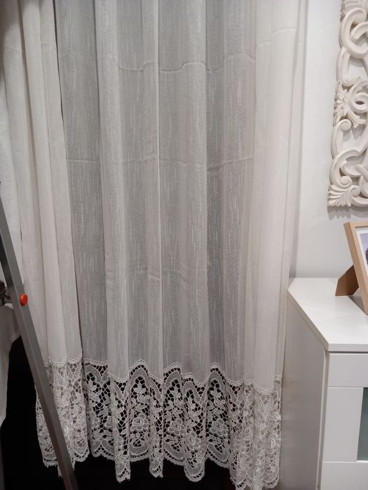 Vendo cortinado com renda