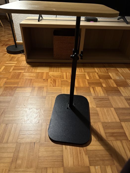 Mesinhas de formação ou apoio regulaveis em altura