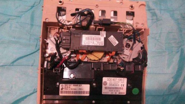 Плафон потолка салона беж VOLKSWAGEN PHAETON 3D0947106AR92Y 3D0907135C