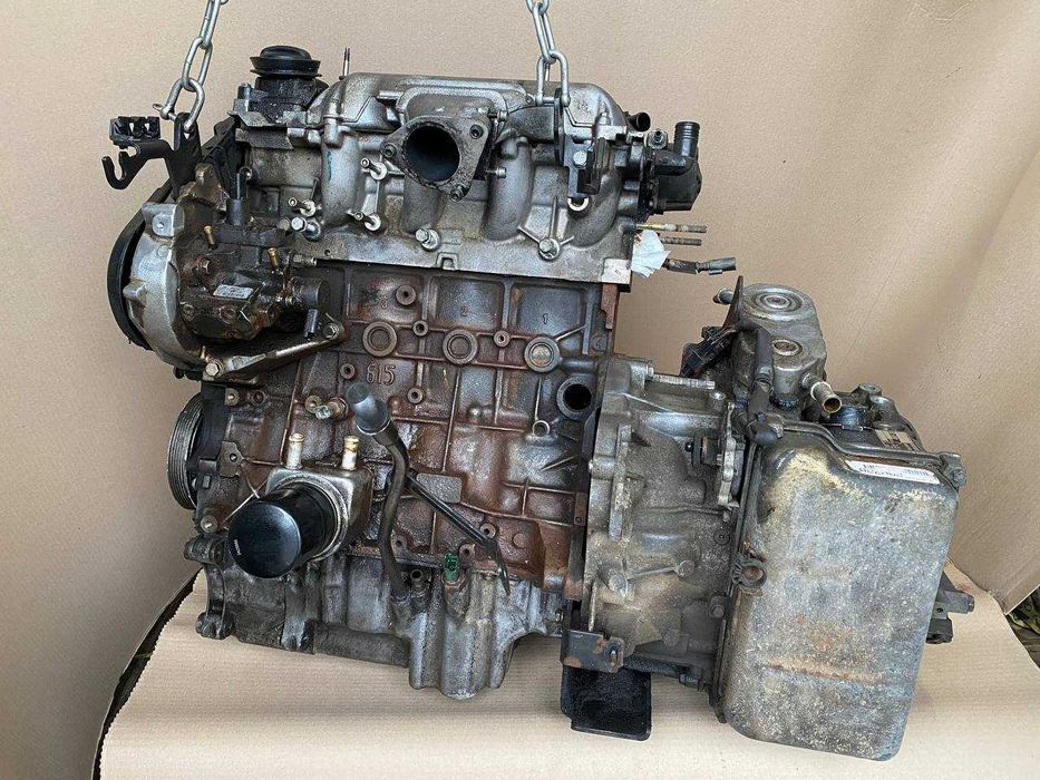 Мотор - двигатель PEUGEOT 406 607 807 CITROEN C5 С8 2.2 HDI PSA4HX