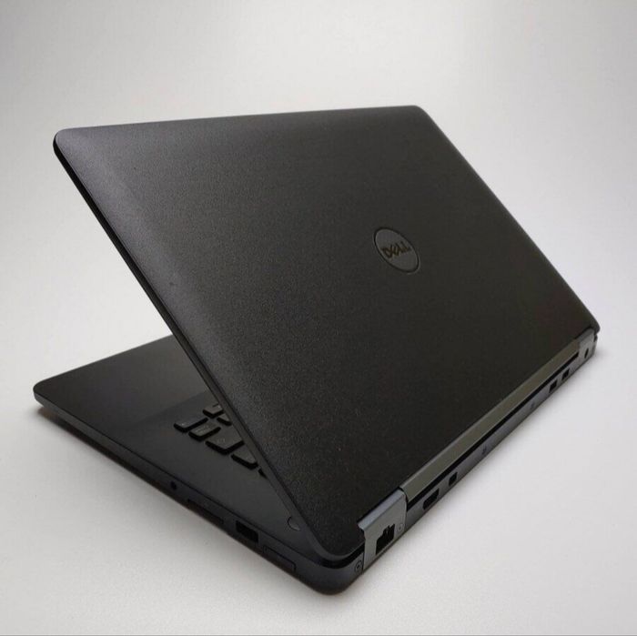 Ультрабук Dell Latitude E7470 / 14" IPS Touch / Intel Core i7-6600U