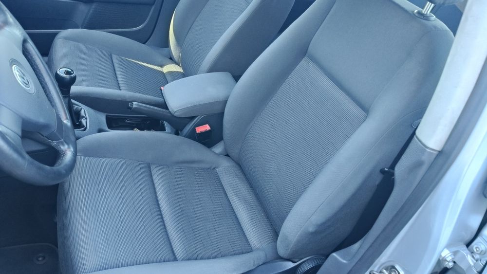 VW	 Golf V 1.4i 150.000Km NACIONAL - REVISÕES