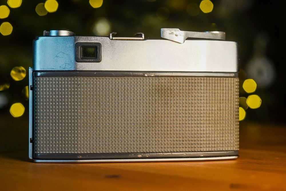 Aparat analogowy dalmierz olympus ee rzadki  zuiko 43mm 2.5