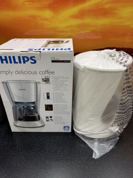 Продам кавоварку Philips HD7447/00