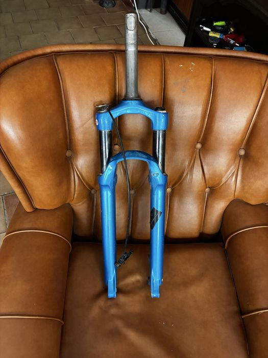 suspensão suntour