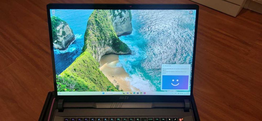 Laptop MSI Vector GP78 HX 13VI Core i9-13900HX, RTX 4090, 64 GB RAM