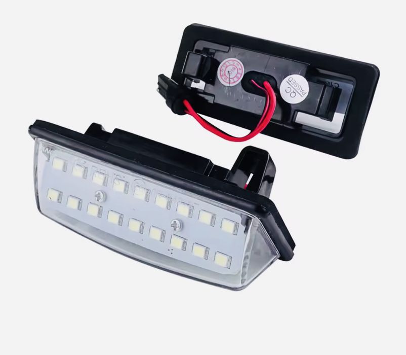 Подсветка номера Nissan Altima Maxima Leaf Rogue Pathfinder вантажівок