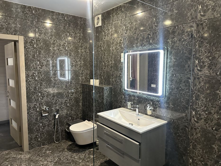 Здається сучасний будинок м.Сміла