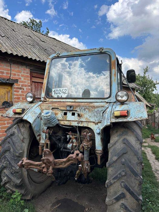 Продається трактор МТЗ-80Л  + причеп з документами