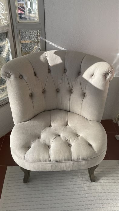 Cadeirão em capitoné