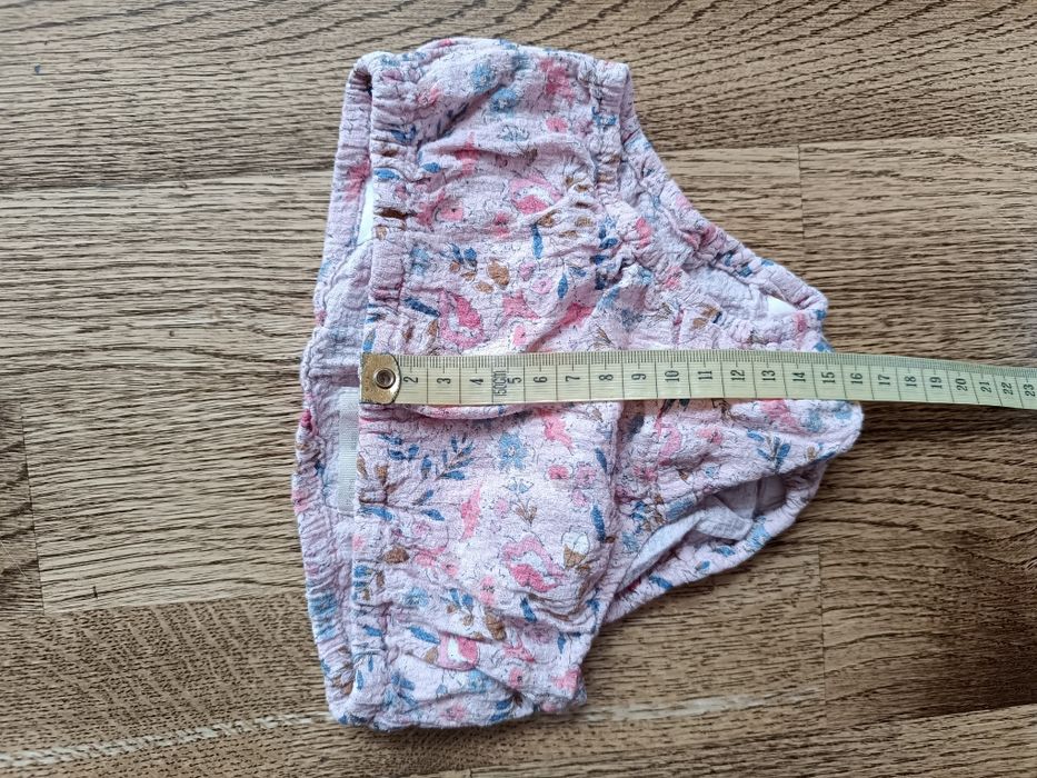 Zara Mini spodenki á la majtki r. 9-12 miesięcy