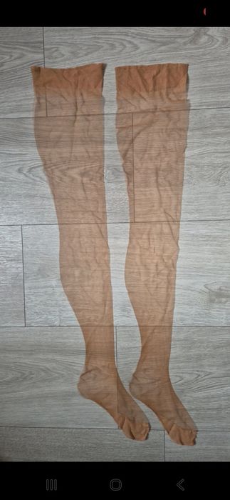 Oryginalne pończochy damskie z czasów PRL