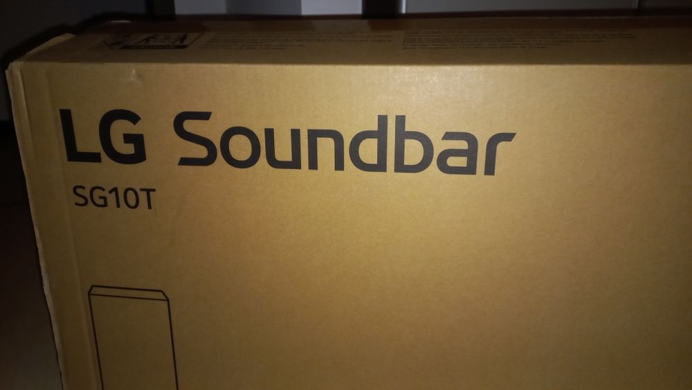Vendo LG Soundbar Dolby Atmos com 3.1 canais SG10TY nova e selada