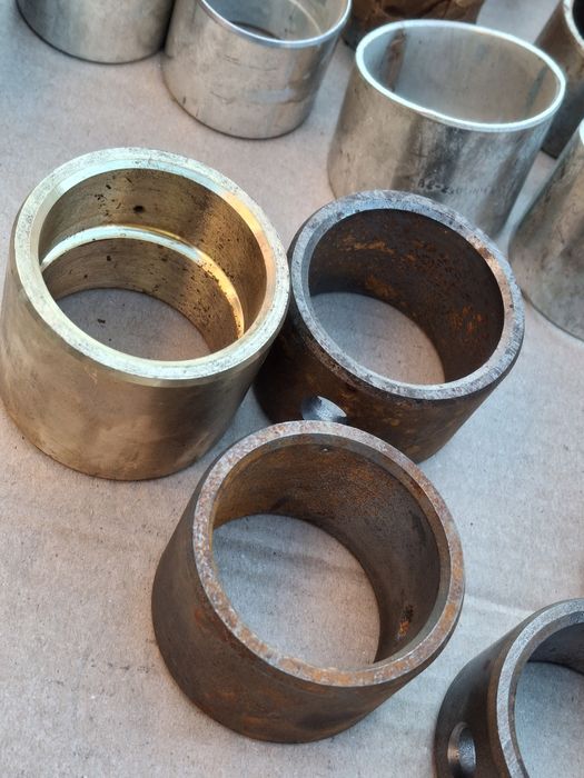 Втулки валу розподільного ЯМЗ(МАЗ)КАМАЗ МТЗ(240,245)ЮМЗ(д65)Т-40,ГАЗ,