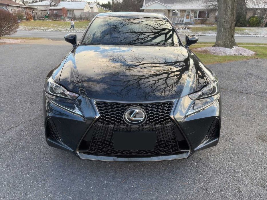 Lexus IS 300      2017