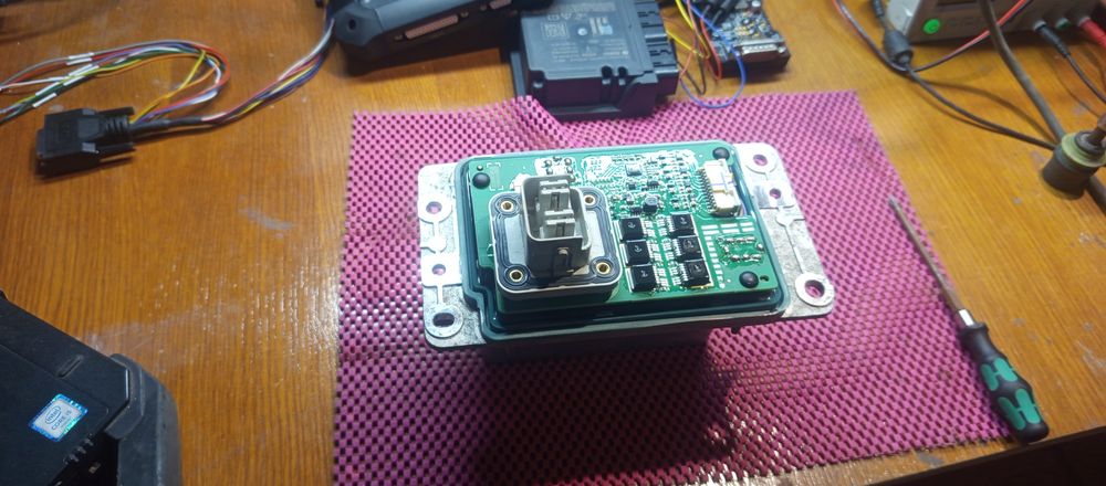 Відновлення Блоків Tesla srs  rcm 1512876-00-E, 1512876-00-B і інших