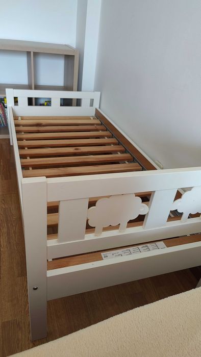 Cama baixa IKEA para bebé/criança 160×70