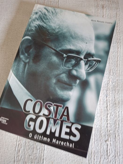 Livros sobre personalidades do 25 de Abril