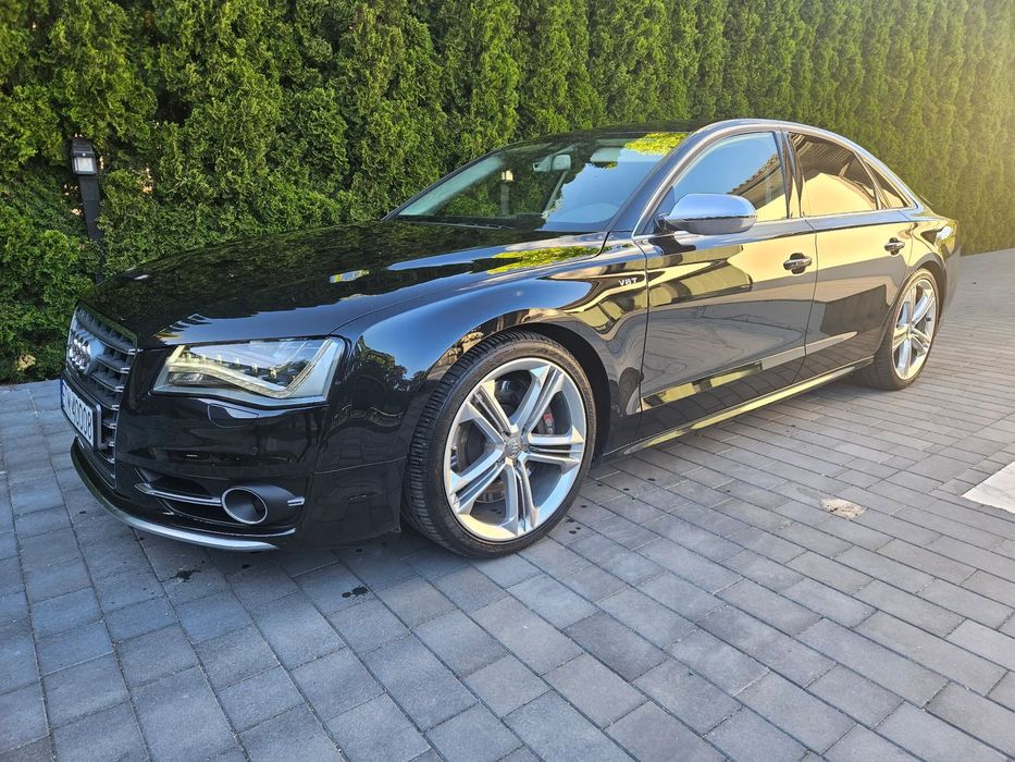 Audi S8