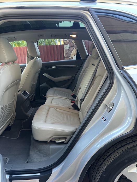 Продам Audi q5 2012 2.0 tfsi