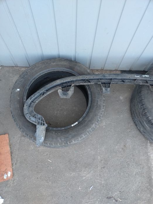 Wspornik belka pod zderzak przód Opel Corsa E