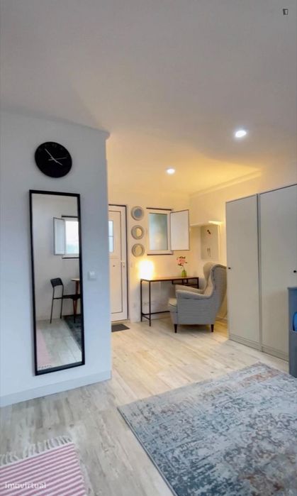 Estúdio - localizado em Ajuda Lisbon