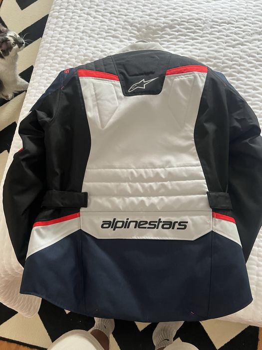 Variado equipamento para Moto
