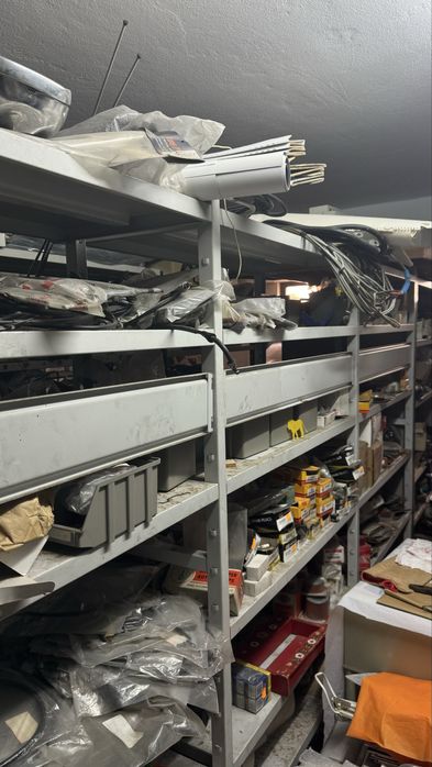 Recheio de Oficina Auto & Moto – Antigo Concessionário - Desocupar