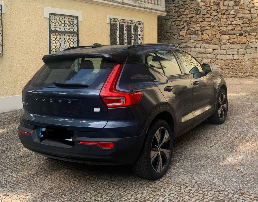 Volvo XC40 Recharge P8 Twin Motor AWD 408 ch – Full Options – 46 500 km