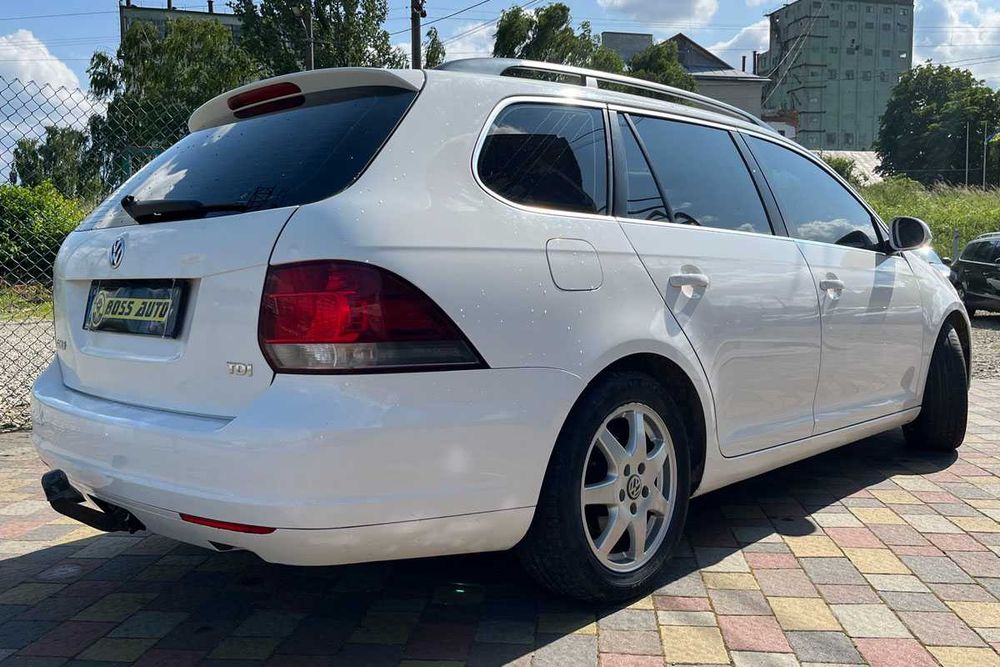 Volkswagen Golf 2011