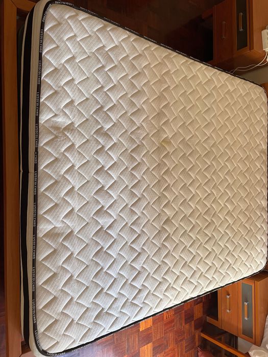 Colchão casal 190x150x16