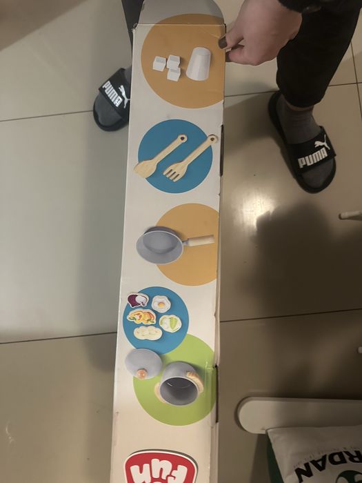 Дитяча деревяна кухня