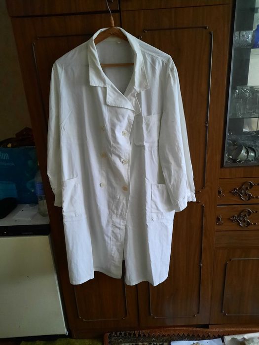 Халат белый медицинский