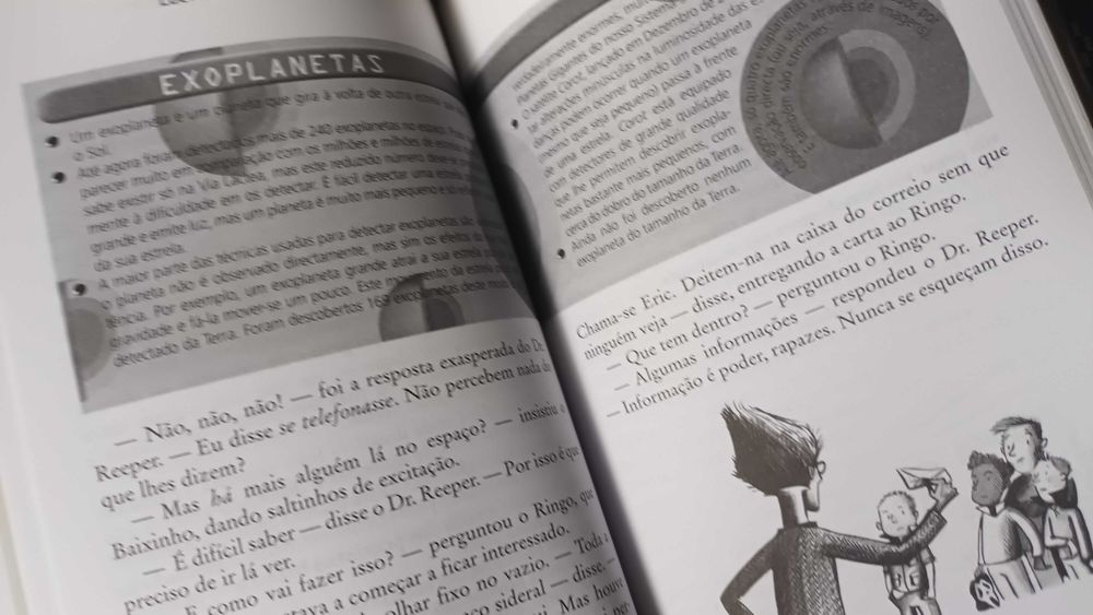 "Chave Secreta para o Universo" por Lucy & Stephen Hawking