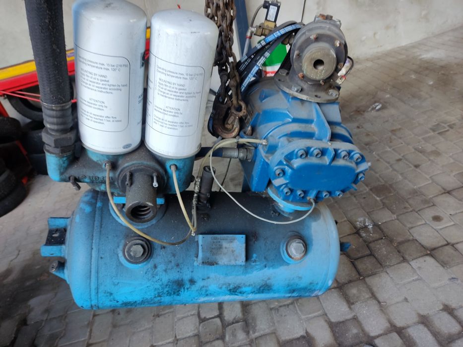 Stopień śrubowy sprężarka kompresor