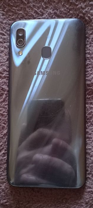 Samsung a 30 3gb 32