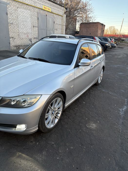 Продам BMW E91 2009 Touring