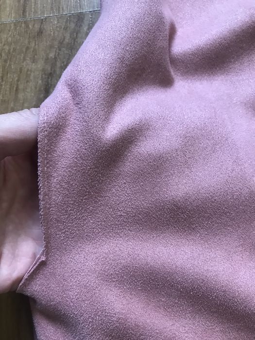 Плаття з гарною спинкою