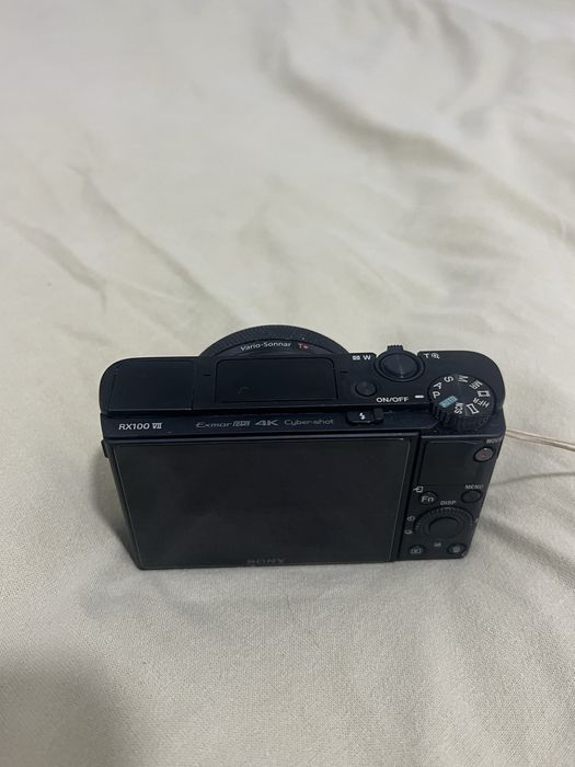 Câmera fotográfica sonyrx100 vii