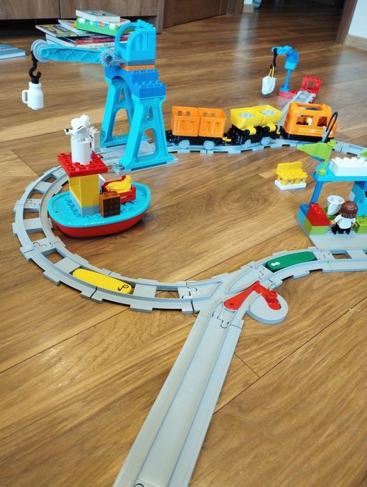 LEGO Duplo 10875 Pociąg towarowy z dźwiękiem