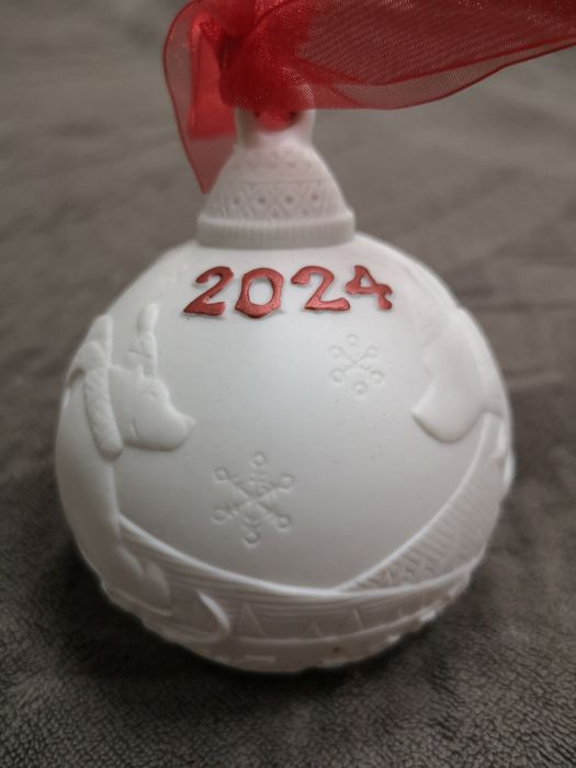 Lladro. Новогодний шар. Фарфор.