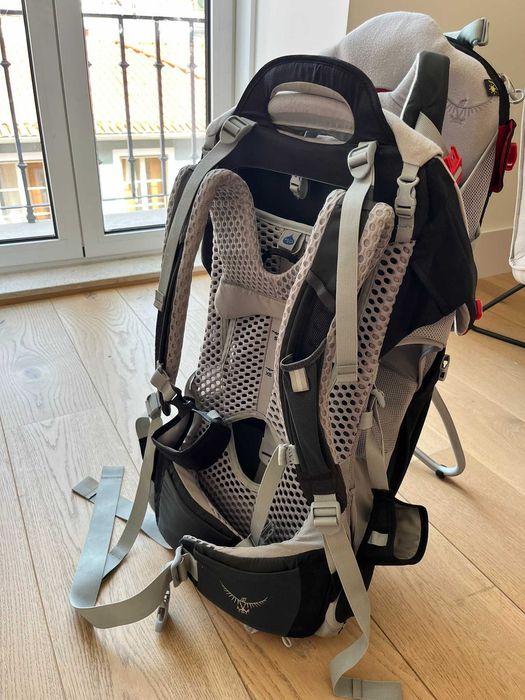 Mochila Porta-Bebé Osprey Poco AG + Capa de Chuva | Excelente Estado