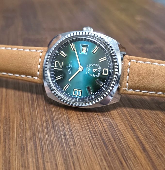 Relógio Vintage FERSA movimento mecânico corda manual