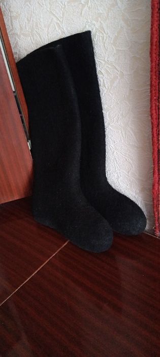 Валенки нові  якісні.