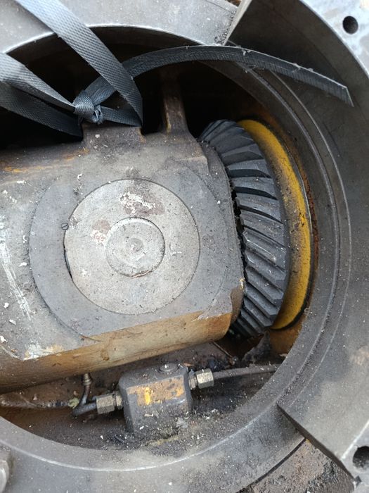 Вертикальна фрезерна головка Heckert fss 315 400