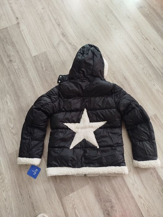 Нова курточка для дівчинки