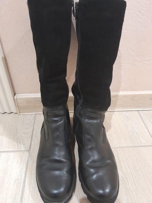 Жіночі шкіряні чоботи 40р