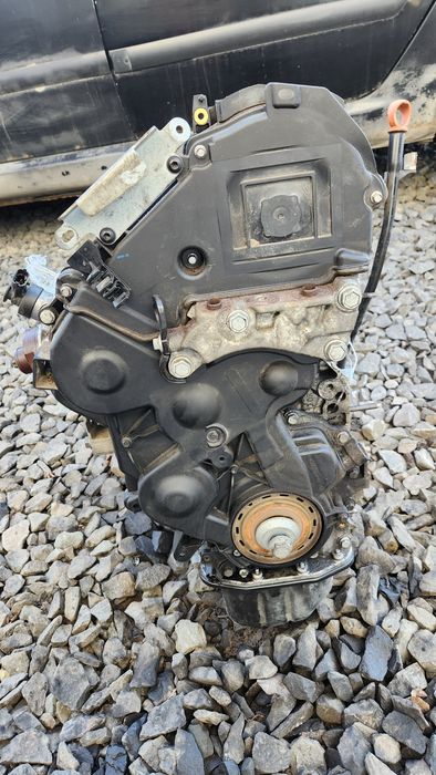Двигун 1.4 HDi Peugeot Citroen DV4C 10FDBZ 8HR   8H01